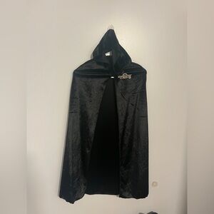 MagiQuest Black Hooded Cape L XL 5 -7 years